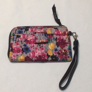 thirty-one Wristlet Cloth Floral Print​